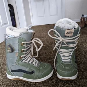 Vans Farra Pro Snowboard Boot, size 7
